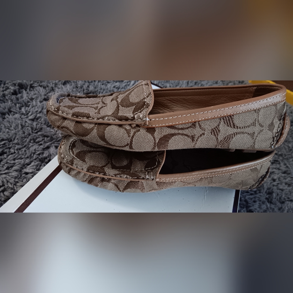 Coach flats - Picture 9 of 16